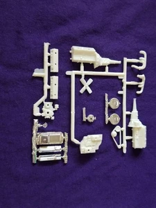 440 CHRYSLER RAM INDUCTION V8 ENGINE from 1949 Mercury AMT 1:25 Model Kit 49 - Picture 1 of 10