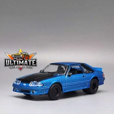 Ford Mustang GT 1987 87 carrocería Fox coleccionable modelo de coche de colección escala 1/64 Foto 1 de 4