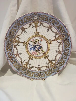 Royal Worcester fine porcelain Prince William plate 1982. - Image 1 of 4