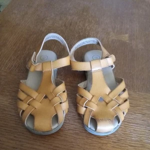 Cat & Jack Toddler girl Sandals size 9 play shoes - Picture 1 of 8