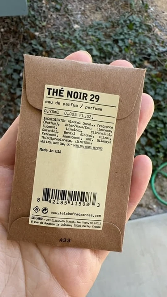 Le Labo The Noir 29 Eau de Parfum EDP Muestra Vial .025oz, .75ml Nuevo en Bolsa Foto 1 de 1