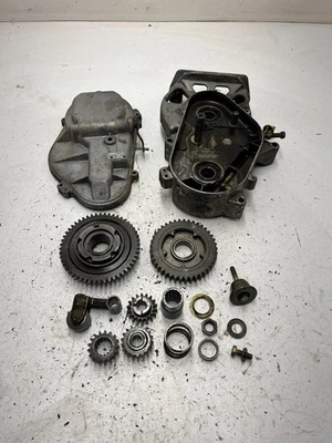99 1999 Polaris Indy touring sport 440 OEM GOOD! Gearbox Chain Case Assembly - Image 1 of 4