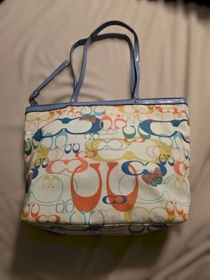 Bolso de Mano Coach Optic Signature Butterfly F17422 con Cremallera Foto 1 de 4