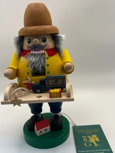 Wooden Nutcracker Toy Seller Yellow Richard Glasser Erzgebirgische Germany New - Picture 1 of 4