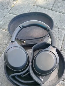 Sony WH-1000XM4 Wireless Premium Noise Canceling Ear-Cup Headphones - Black - Picture 1 of 1