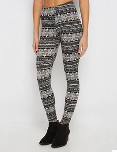 NWT Rue 21 - Black Wallpaper Leggings - Picture 1 of 2