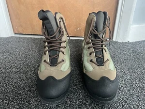 Cabela’s waterproof fishing boots With Belt And Cleats Bottom - Picture 1 of 8