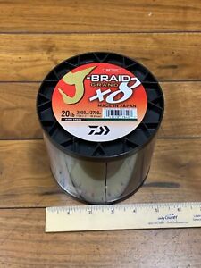 Daiwa JBGD8U20-3000DG J-BRAID GRAND 8X 3,000YDS BULK SPOOL DARK GREEN