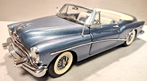 Buick Skylark 1953 convertible Danbury como nuevo 1:24 fundido a presión azul metal - Imagen 1 de 11