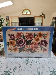 Sealed Natura Caron Floral Garden Latch Hook Kit 30x50 w Hook USA Large JMB24 - Picture 1 of 3