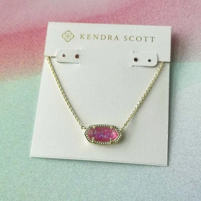 New. Kendra Scott Gold Fuchsia Kyocera Opal Elisa Pendant Necklace - Image 1 of 3