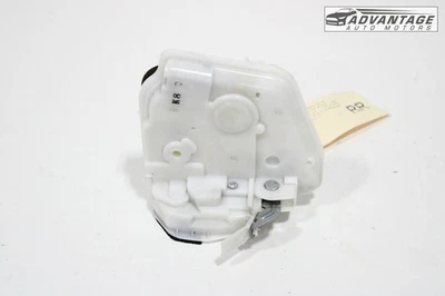 Actuador de cierre de cerradura de puerta lateral derecha trasera Mazda CX-5 2017-2024 KB7W-72-310 OEM Foto 1 de 4