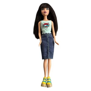 Mattel My Scene Barbie Doll MALL MANIAC NOLEE Pierced Ears Bangs Straight Hair - Picture 1 of 10