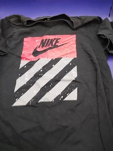 Boy Or Girls Original Nike T-shirt With Logo Size Small - Picture 1 of 2
