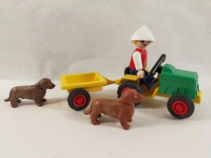 sympa Enfant / tracteur / chiens 3715 Playmobil ( ferme ) 2586 - Imagen 1 de 1