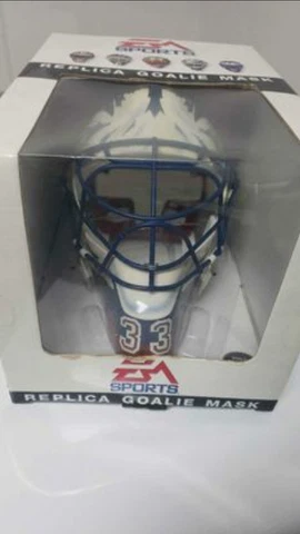 Patrick Roy EA Sports Colorado Avalanche Replica Mini Goalie Mask 1996 RARE Cover