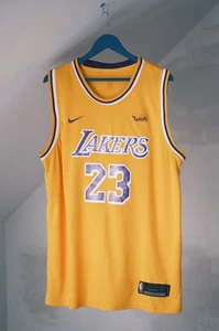 Nike Los Angeles Lakers LeBron James #23 Icon Swingman Jersey Gold Size 54 (2XL) - Picture 1 of 10
