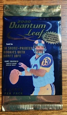 2000 LEAF QUANTUM FOOTBALL SEALED HOBBY PACK - Image 1 of 2