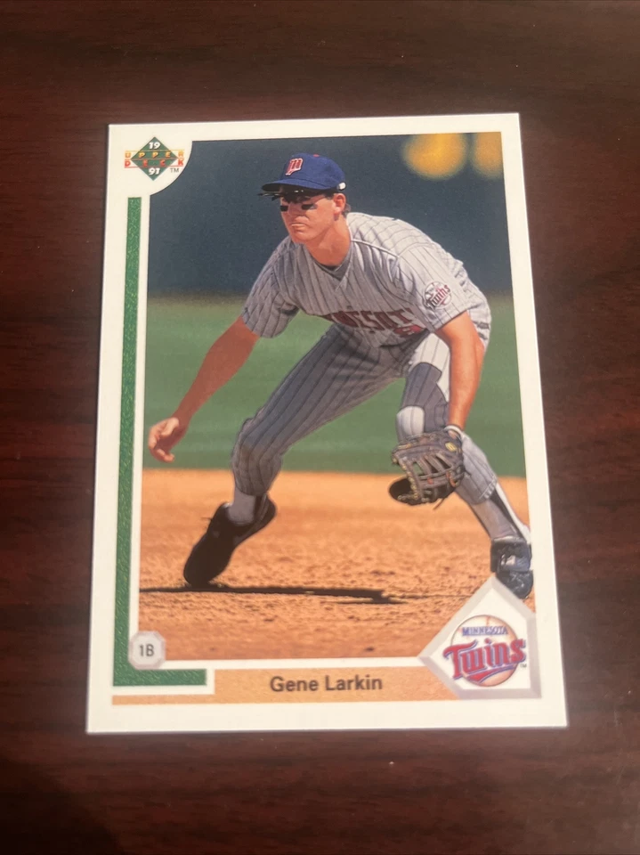 1991 Upper Deck Gene Larkin #501 Minnesota Twins NM-MINT - Image 1 of 1
