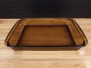 Vintage Pyrex 233-N Amber Glass Casserole Baking Dish 33x23x5 cm 9" x 13" in - Picture 1 of 4
