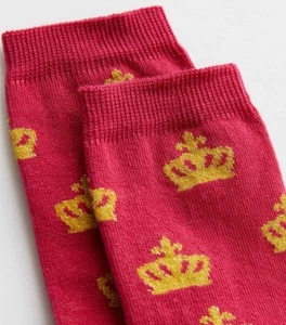 BNWT 👑 Womens New Look Pink Socks with Gold Crown pattern Cotton blend One Size - Picture 1 of 4