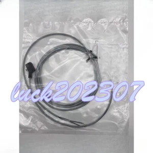 1 STCK. NEU FESTO NEBV-Z4WA2L-R-E-2.5-N-LE2-S1 8047679 Anschlusskabel #TX - Bild 1 von 1