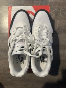 Taglia 9,5 - Nike Air Max 1 bianco nero con - Foto 1 di 6