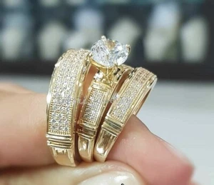 Juego de anillos de novia de boda trío creado en laboratorio enchapados en oro amarillo de 14k para él y ella - Imagen 1 de 6
