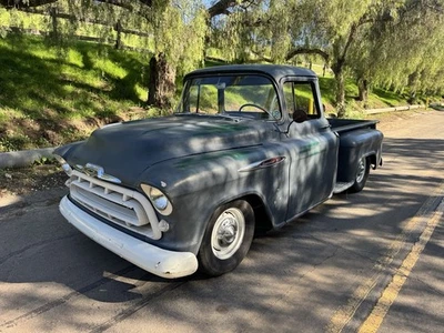 Chevrolet C/K 1957 camioneta 1500  Foto 1 de 4