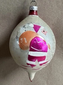Vintage handbemalter Weihnachtsmann Träne Glas Weihnachtsschmuck rosa Anzug Belgien - Bild 1 von 5