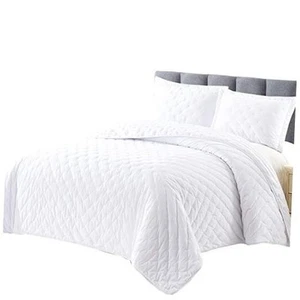 Velvet Fluffy Coverlets Oversized 3pc Quilt Set (110-Inch Wide x 96 King White - Picture 1 of 6