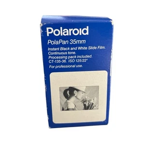 Polaroid Polapan 35mm Black & White Continuous Tone w/Processing Pack CT-135-36 - Picture 1 of 8