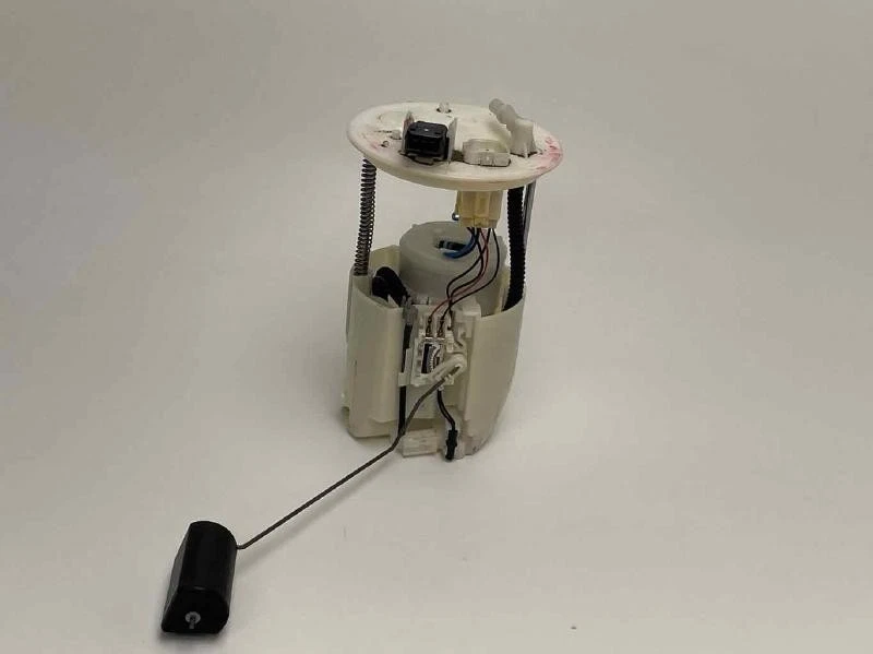 Mitsubishi Lancer 2008-2016 Fuel Pump Assembly FWD - Image 1 of 4