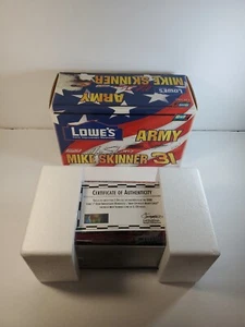 2000 Revell NASCAR #31 Mike Skinner Lowe’s ARMY Chevy Monte Carlo Diecast 1:24 - Picture 1 of 8