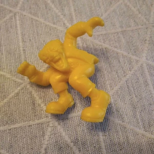vintage - Monster in my pocket MIMP - SPRING HEELED JACK - 45 - YELLOW - Picture 1 of 1