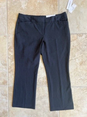 LIZ CLAIBORNE Audra Trouser pants size 12P short - Image 1 of 4