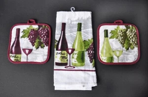 Dish Towel & 2 Pot Holders Set Wine Bottle Grapes Design BRAND NEW - Picture 1 of 4