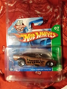 2008 Hot Wheels Super Treasure Hunt Dodge Challenger Funny Car - Short Card - Picture 1 of 2