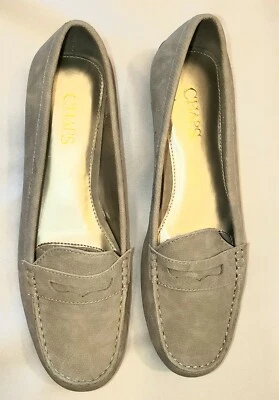 Mocasín sin cordones Chaps para mujer talla 10B color: caviar mate piedra  Foto 1 de 4