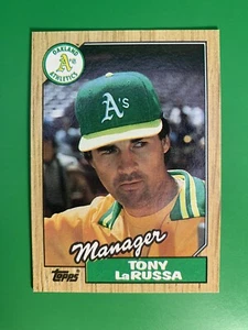 1987 Topps Tony LaRussa MGR, CL #68 Oakland Athletics - Picture 1 of 2