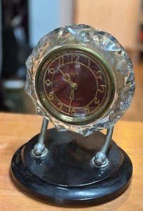 π°οΈ Vintage Majak Tischuhr / Kaminuhr β Made in USSR β Bakelit & Kristall π°οΈ - Picture 1 of 4