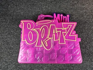 Mini Bratz Collectors Case w/ Special Edition Figure - Holds 60+ Minis - Picture 1 of 7