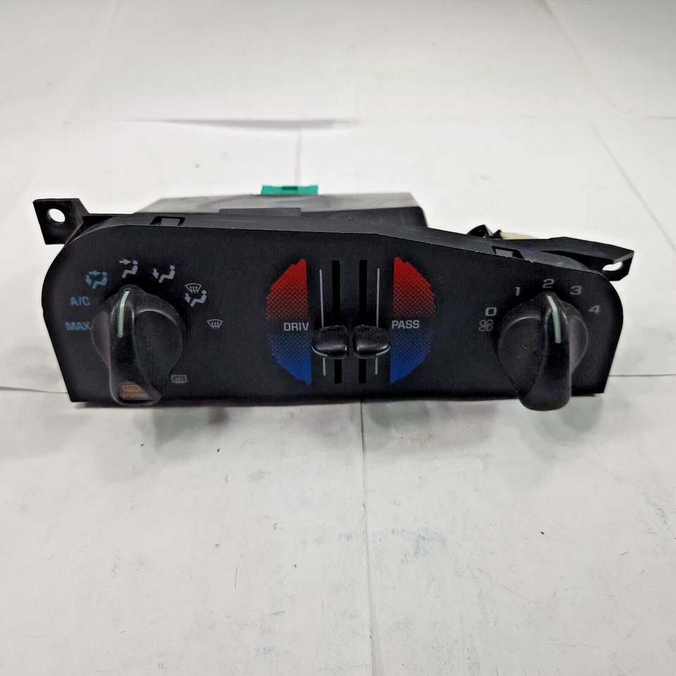 95-96 Chevrolet Lumina A/C Heater Climate Control 16189531 OEM - Image 1 of 4