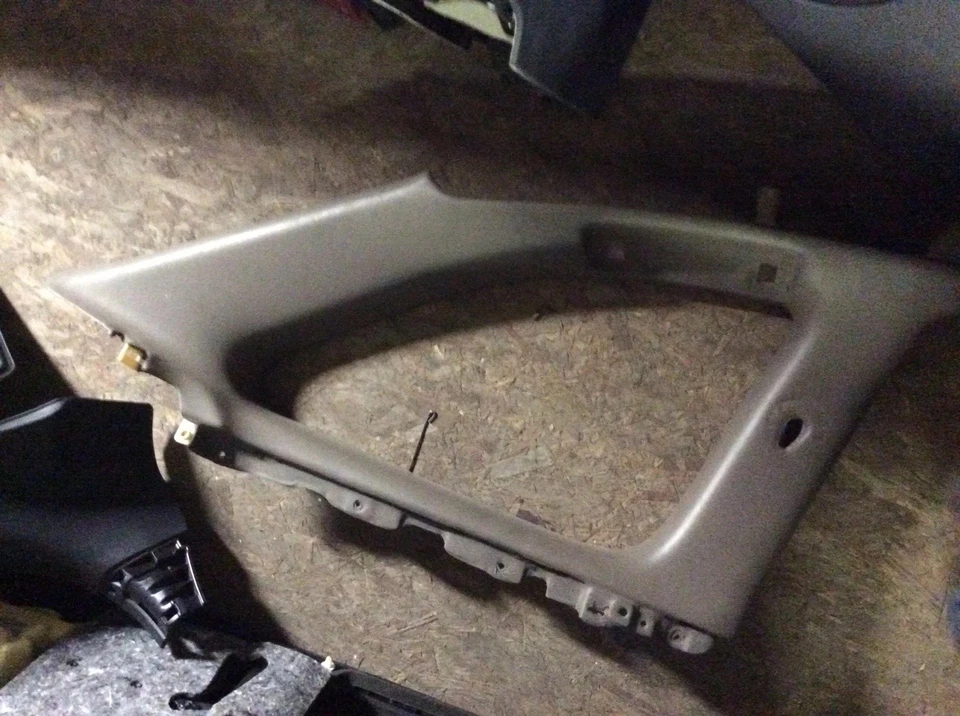 92-00 LEXUS SC300 SC400 QUARTER WINDOW INTERIOR TRIM OEM left rear - Изображение 1 из 1