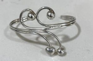 Vintage Signed Mexico Sterling 925 Swirl Circles & Heart Design Cuff Bracelet-7" - Picture 1 of 8