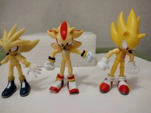 Jazwares Sonic the Hedgehog SUPER SONIC + SHADOW + SILVER 3" Figs -- 1 Broke - Picture 1 of 7