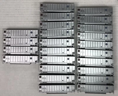 Tiendas E&C,/LBF/Huberts, escala N, 24 carrocerías Coalporter, BNSF, kits, con cargas Foto 1 de 4