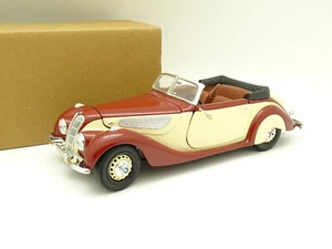 Guiloy SB 1/18 - BMW 327 Cabriolet Marrón Crema 1937 - Imagen 1 de 3