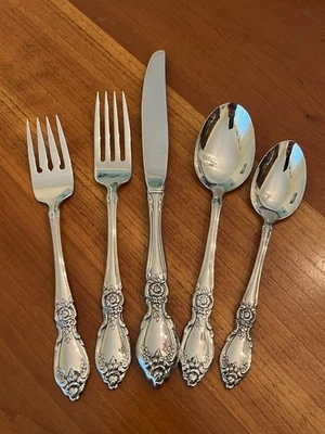 Oneida Community PLANTATION Betty Crocker  Stainless Flatware - Choice - Image 1 of 3