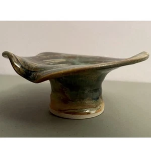 Vtg Studio Pottery Ikebana Ceramic Flower Frog Arranging Round Signed Vase EUC - Picture 1 of 8